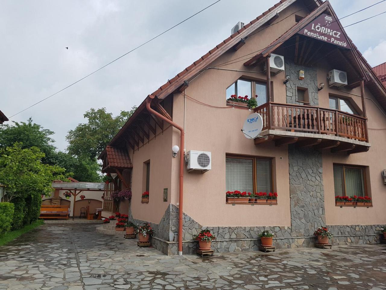 Pensiunea Lorincz *** Panzio Совата Экстерьер фото